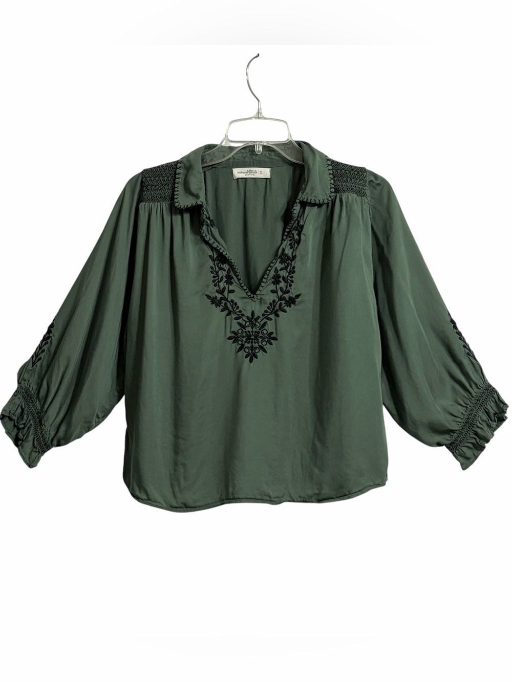 Natural Life Embroidered Boho Poet Top Womens S Green Smocked Peasant Hippie